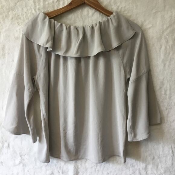 Archives Light Gray Off-Shoulder Long-Sleeve Top - Picture 7 of 12